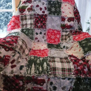 Flannel Rag Quilt With Batting, 50x64, Winter Snowflakes